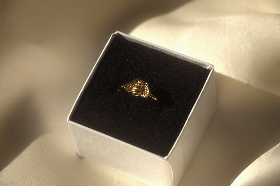 Bee-utiful Ring