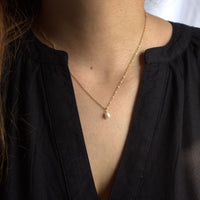 Dainty Pearl Drop Necklace